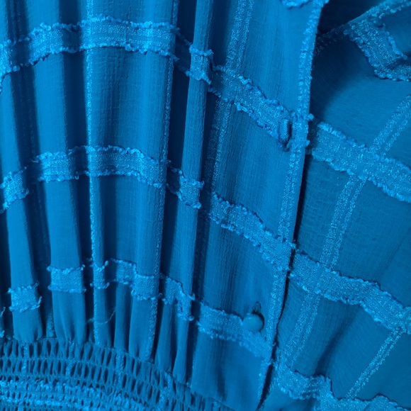 Blue Dress - Picture 4 of 6